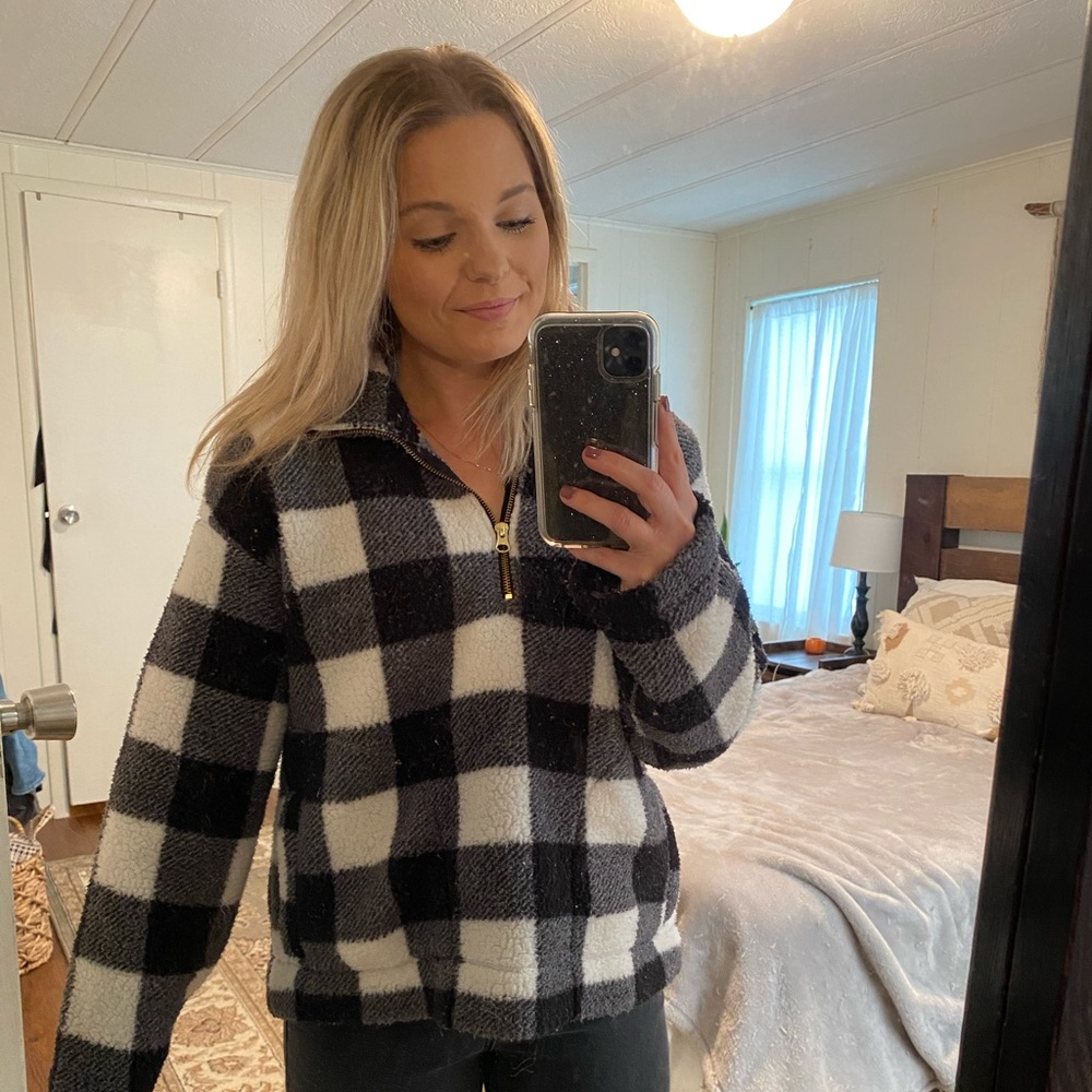 Buffalo plaid sherpa half zip!